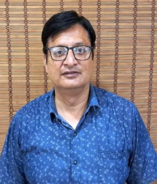 Dr. Anuj Agarwal